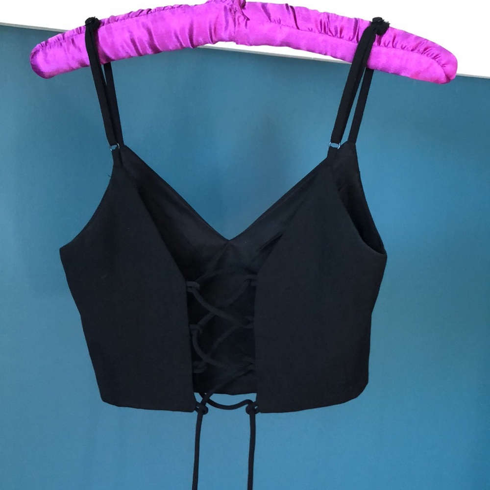 Lulus black tie back cropped cami XS - Picture 5 of 7